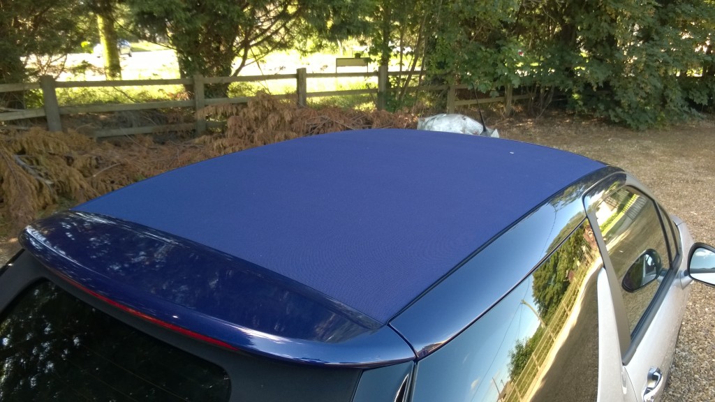 DS3 Cabriolet with roof up