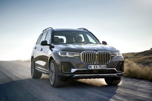 The new BMW X7 will offer unrivalled luxury, the firm says, in the large 4x4 segment.