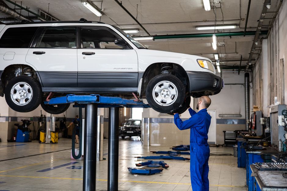 What's Included in a Lease Maintenance Package?