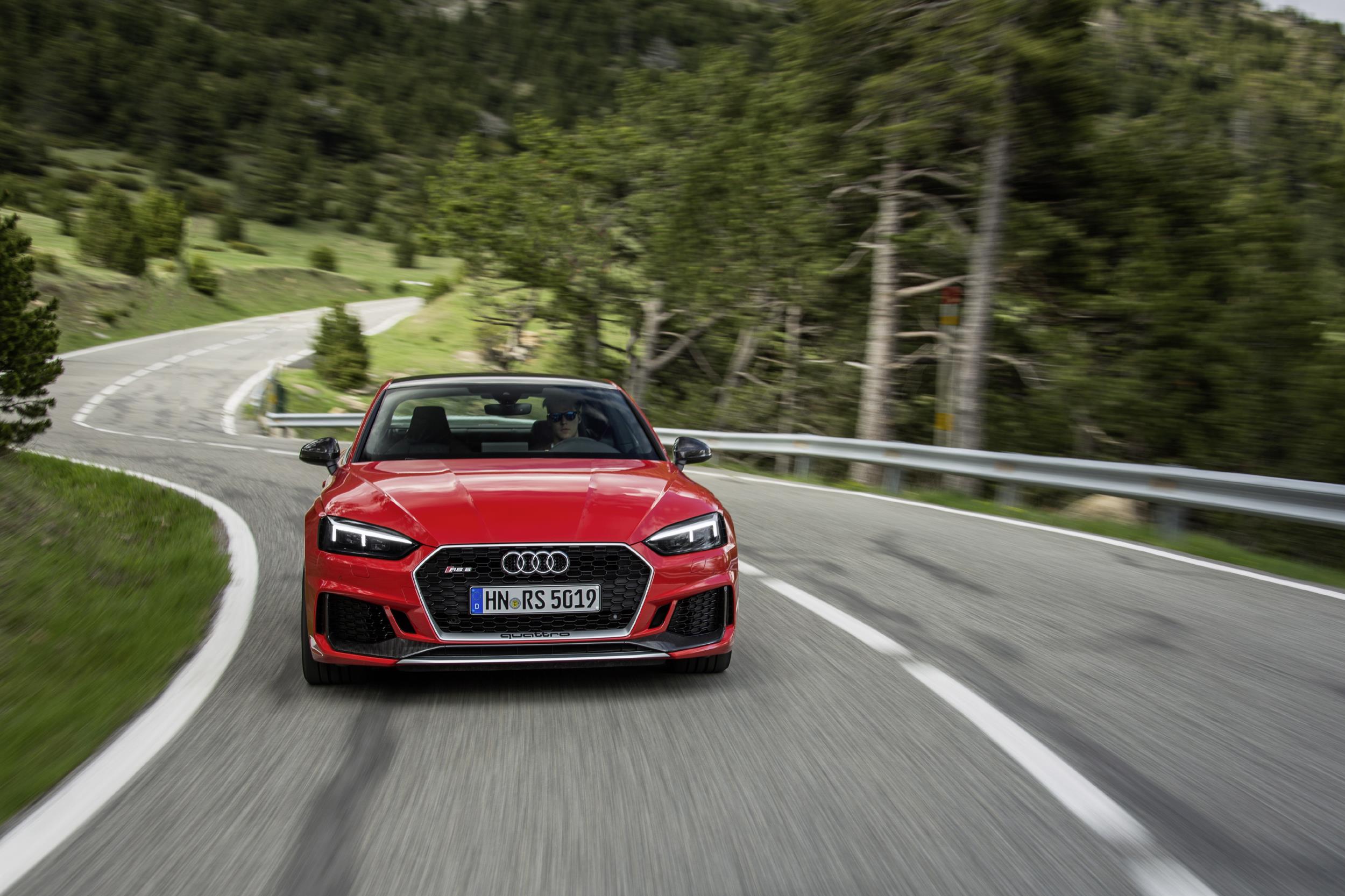 The Audi RS4 and RS5 Carbon Editions