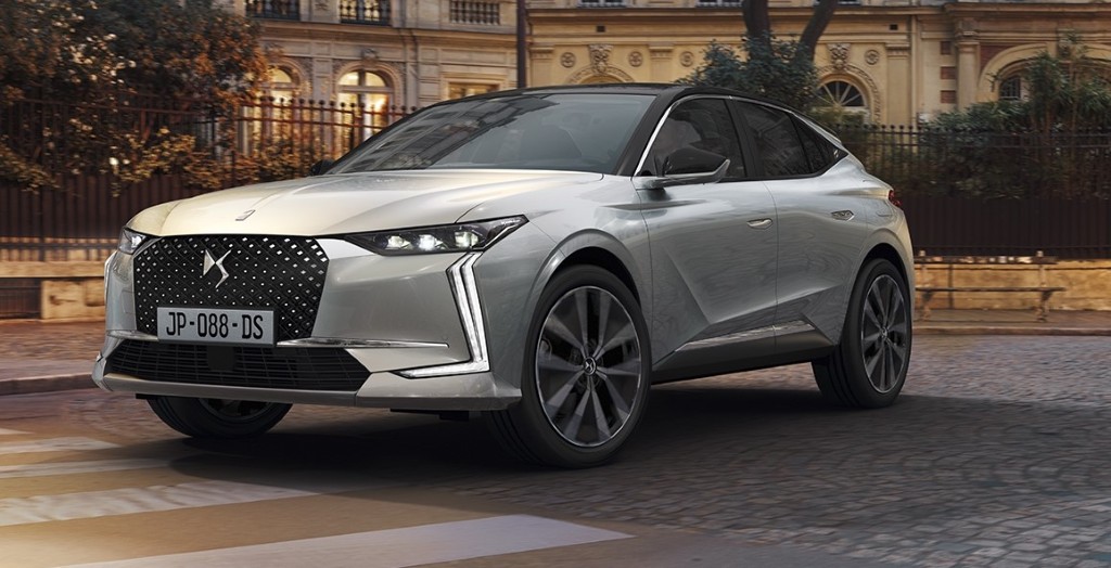 All-new DS DS 4 order book opens