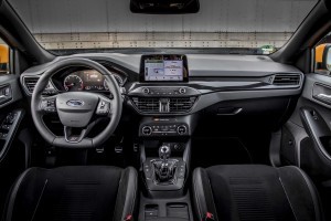 Ford Focus ST firstvehicleleasing.co.uk 2