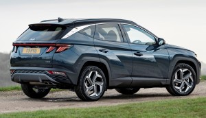 Hyundai Tucson hybrid car lease firstvehicleleasing.co.uk 1