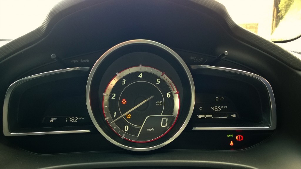 Mazda 3 dash instruments