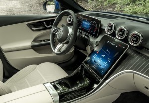 Mercedes C-class car lease firstvehicleleasing.co.uk 2