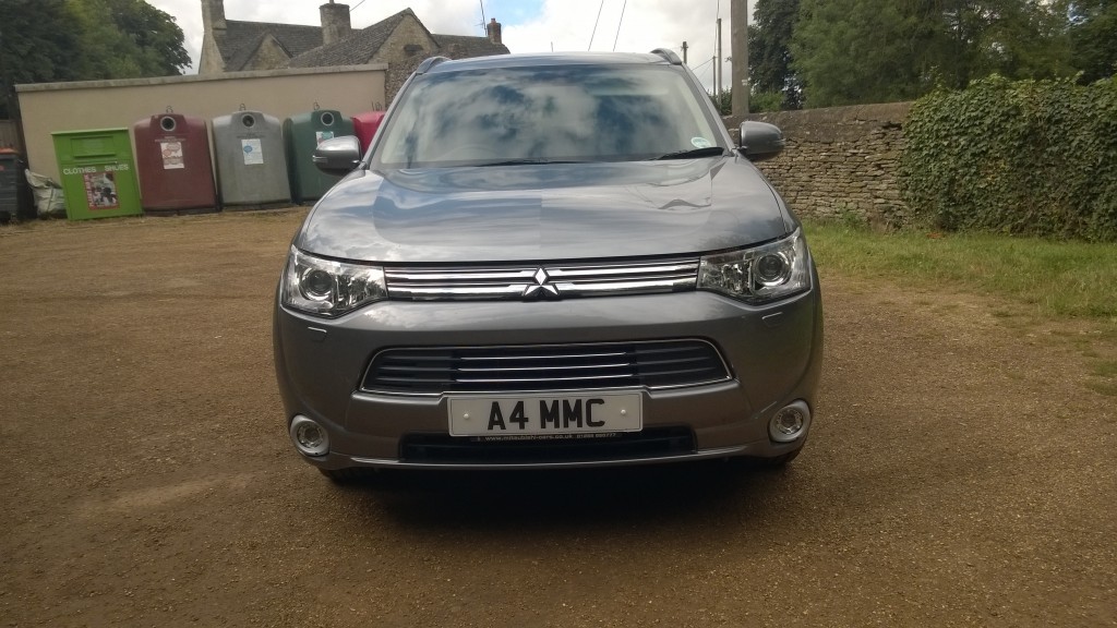Mitsubishi Outlander PHEV Front View