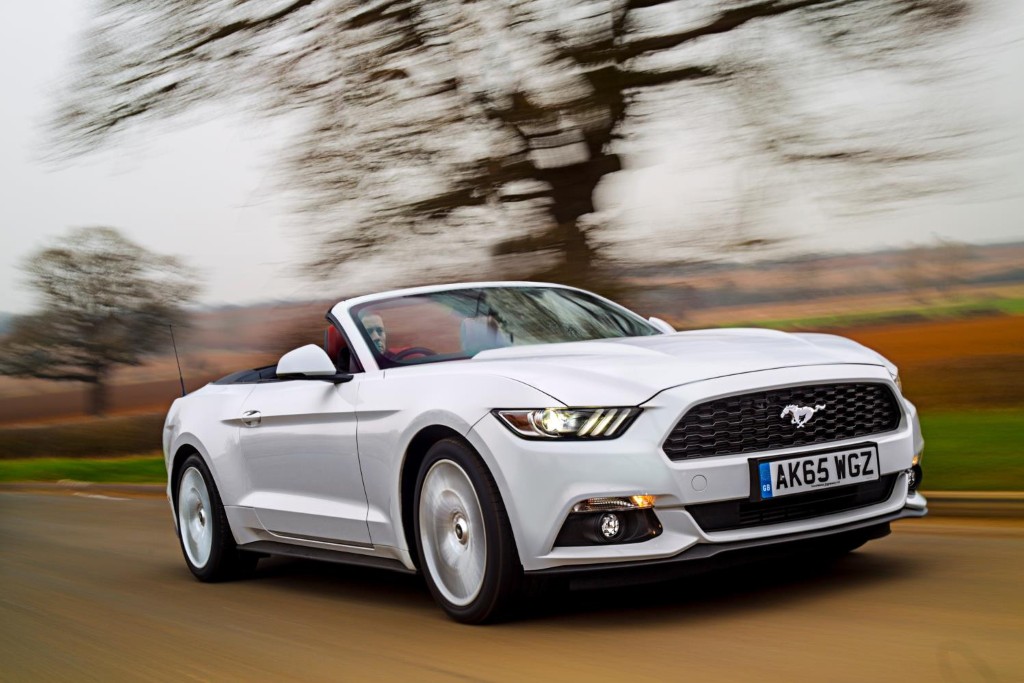 Ford Mustang reaches UK customers
