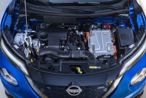 Nissan Juke car lease firstvehicleleasing.co.uk 2