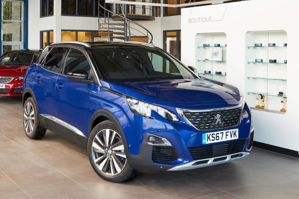 The all-new Peugeot 5008 is revealed