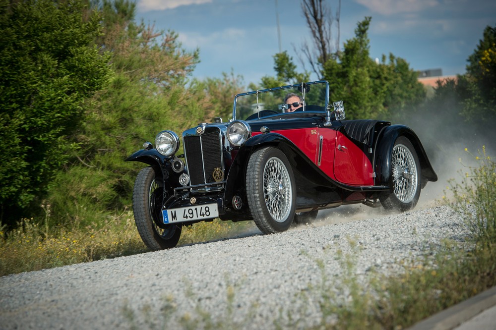MG Brand Electric Cars Model T Car racing on gravel 