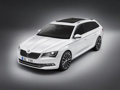 New Skoda Superb Estate will get debut
