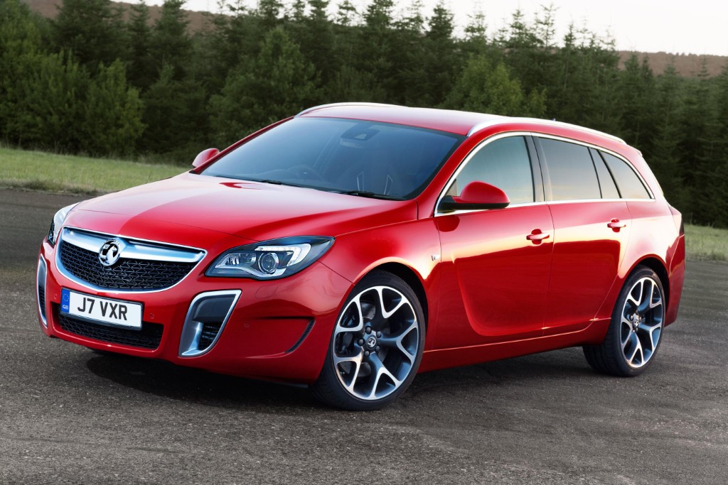 Vauxhall Insignia VXR SuperSport: the UK’s fastest ‘cheap’ car