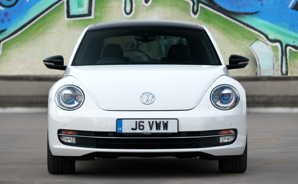 VW Beetle: The iPhone5 is connected
